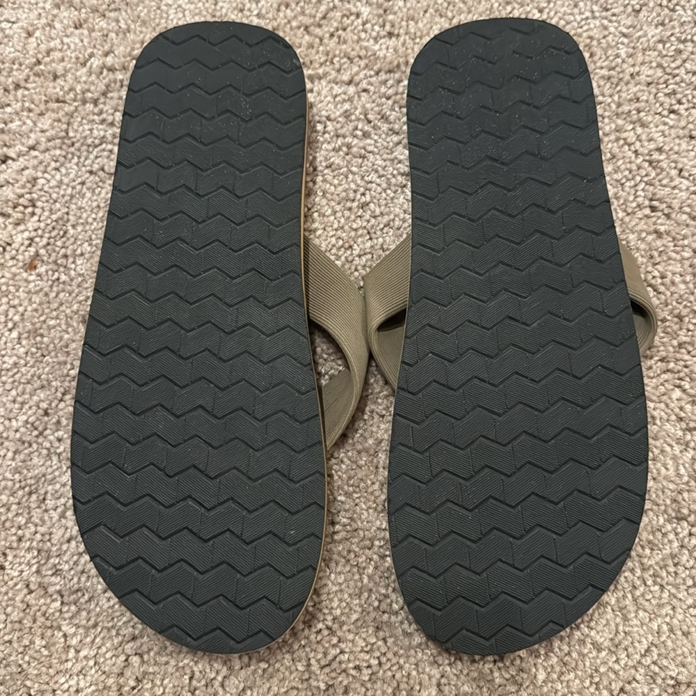Sandals - Picture 2 of 2